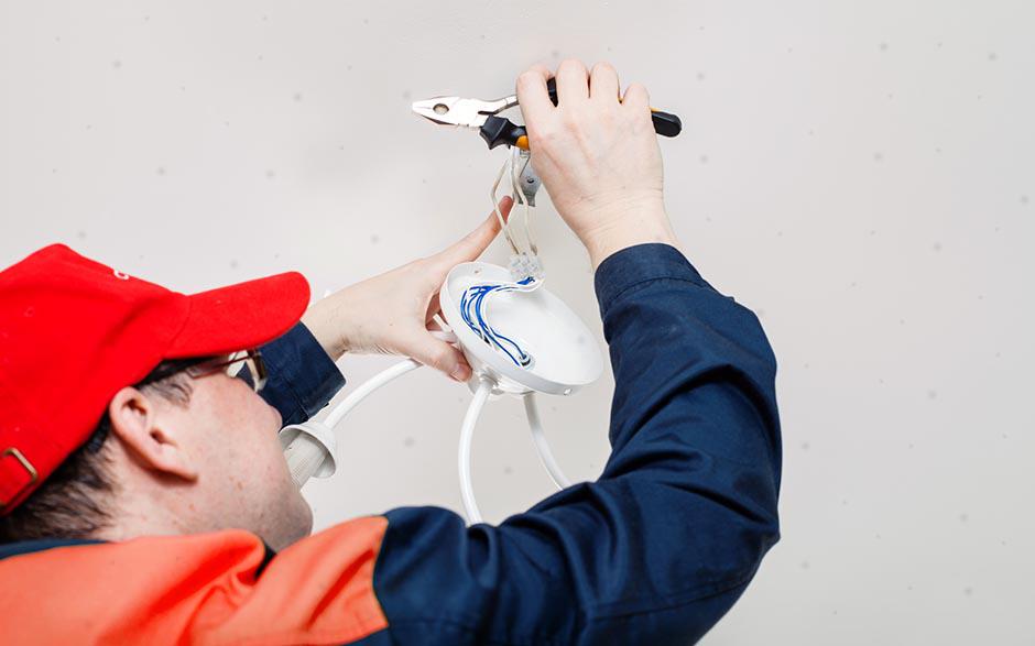 tarif horaire électricien Paris 19